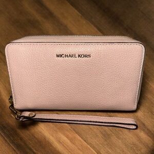Michael Kors Women's Jet Set Wallet